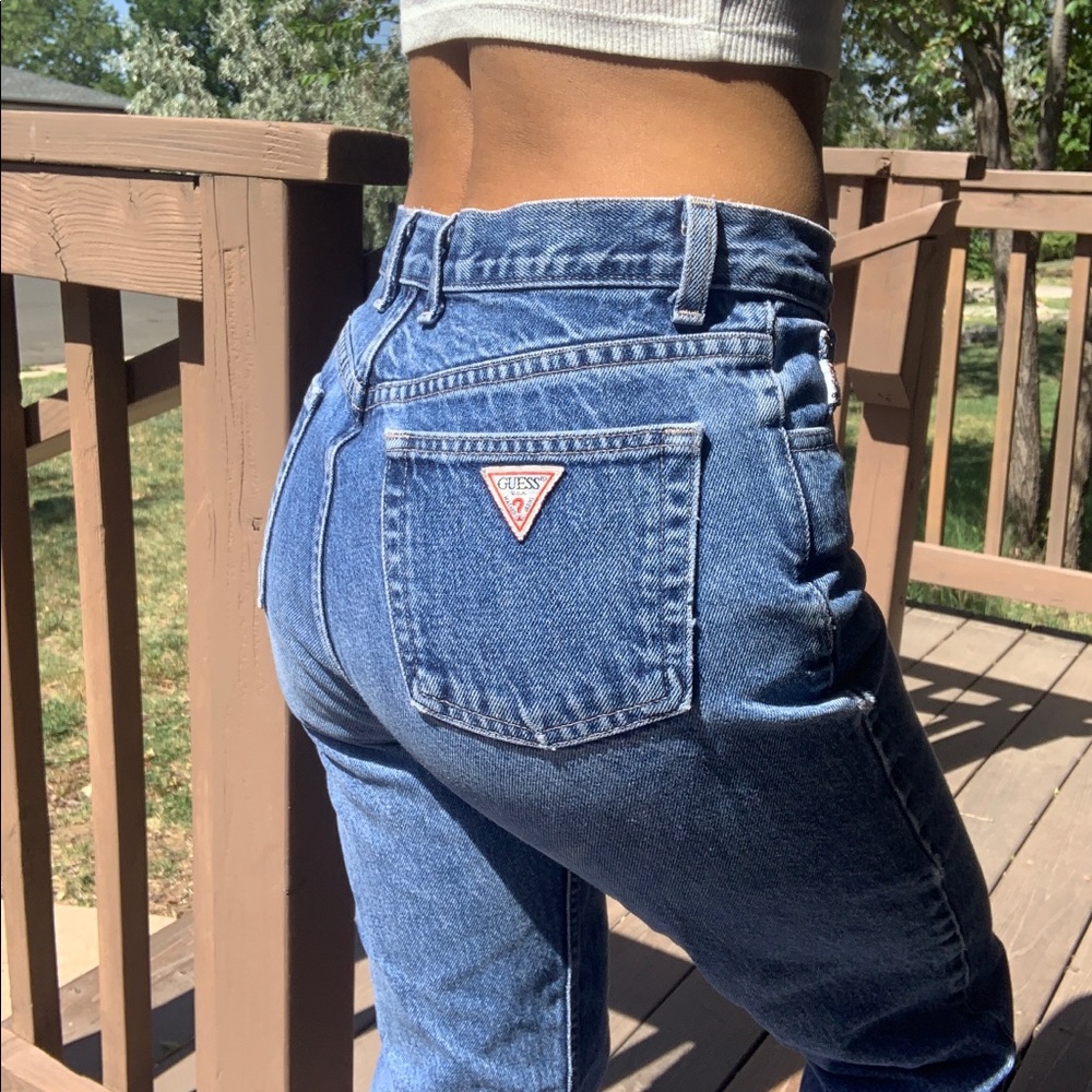 📦 SOLD 📦 Vintage Guess Mom Jeans